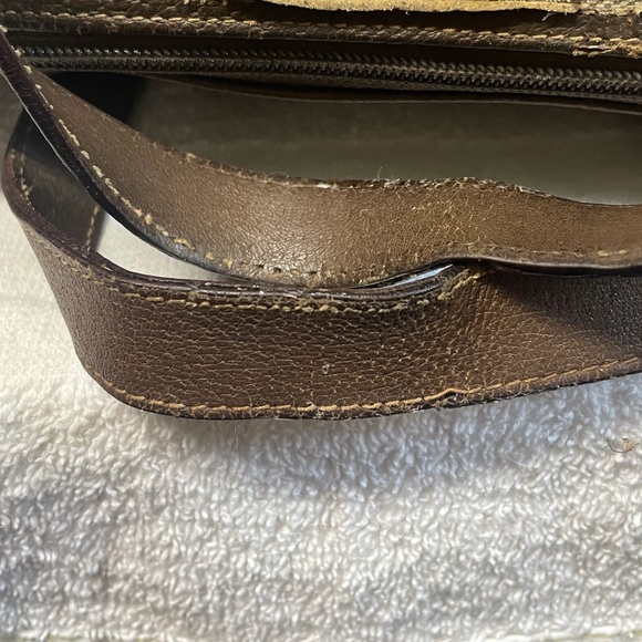 Authentic Vintage Gucci Bag - Picture 13 of 15